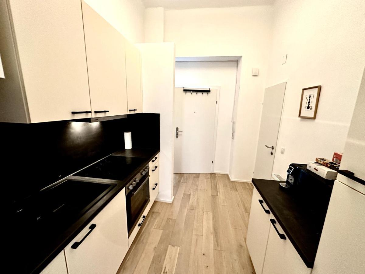 וינה Book-A-Room Panda-Apartments מראה חיצוני תמונה