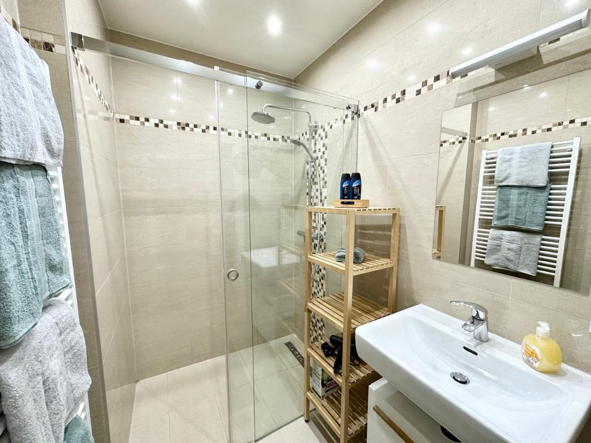 וינה Book-A-Room Panda-Apartments מראה חיצוני תמונה
