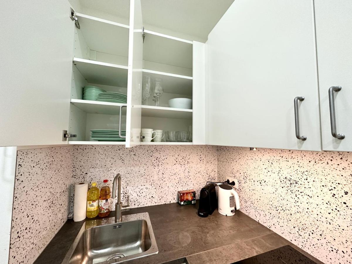 וינה Book-A-Room Panda-Apartments מראה חיצוני תמונה