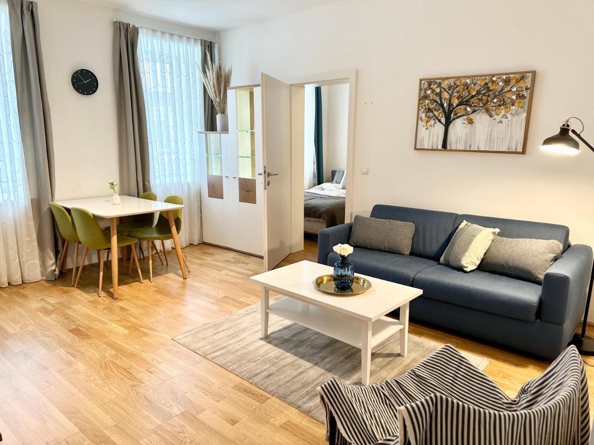 וינה Book-A-Room Panda-Apartments מראה חיצוני תמונה