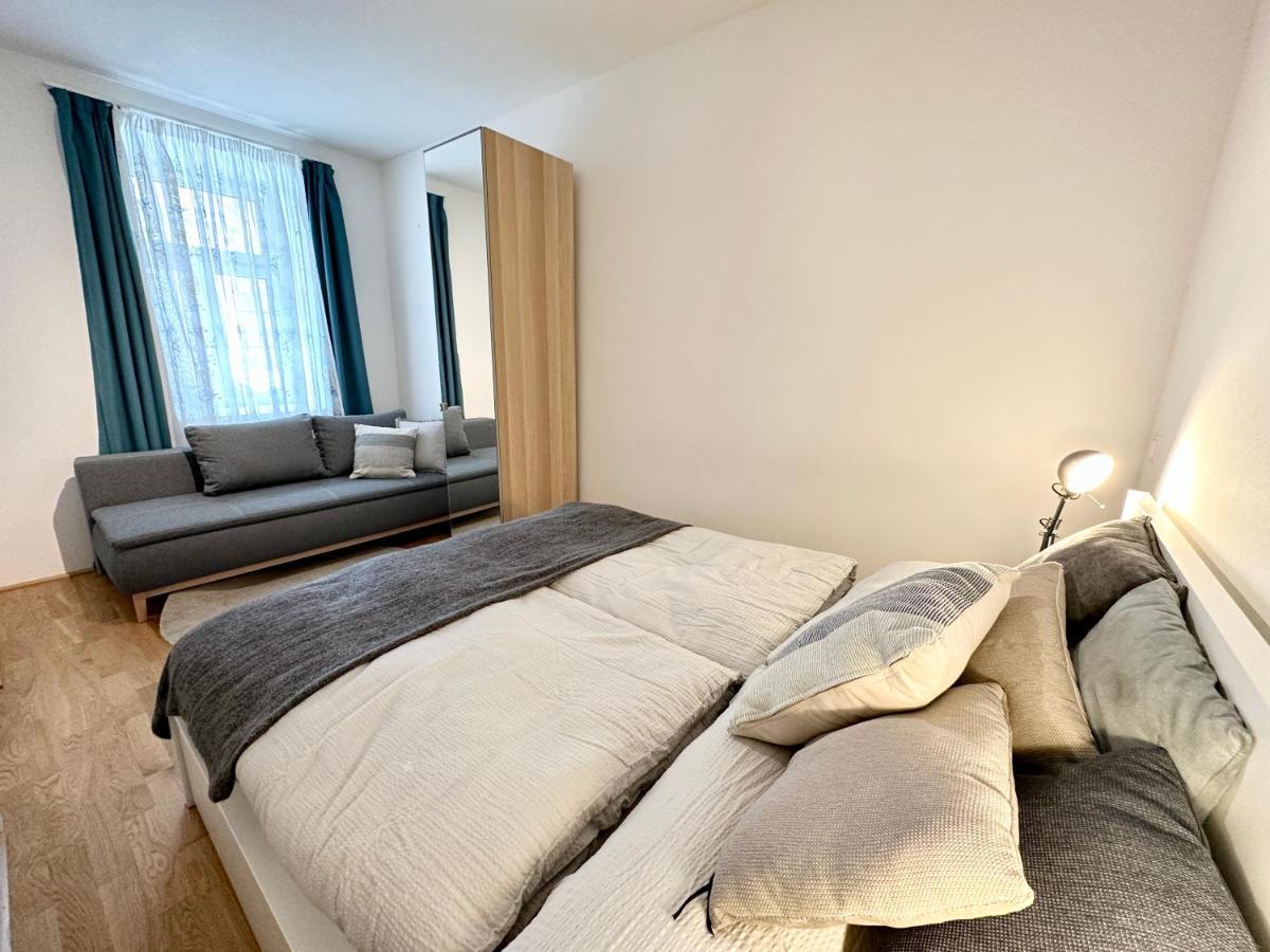 וינה Book-A-Room Panda-Apartments מראה חיצוני תמונה